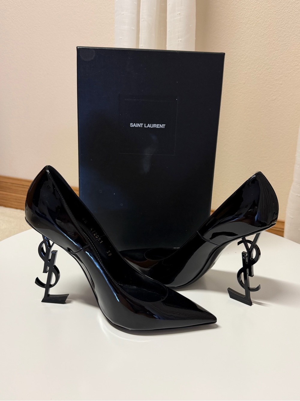 Saint Laurent Black Heels